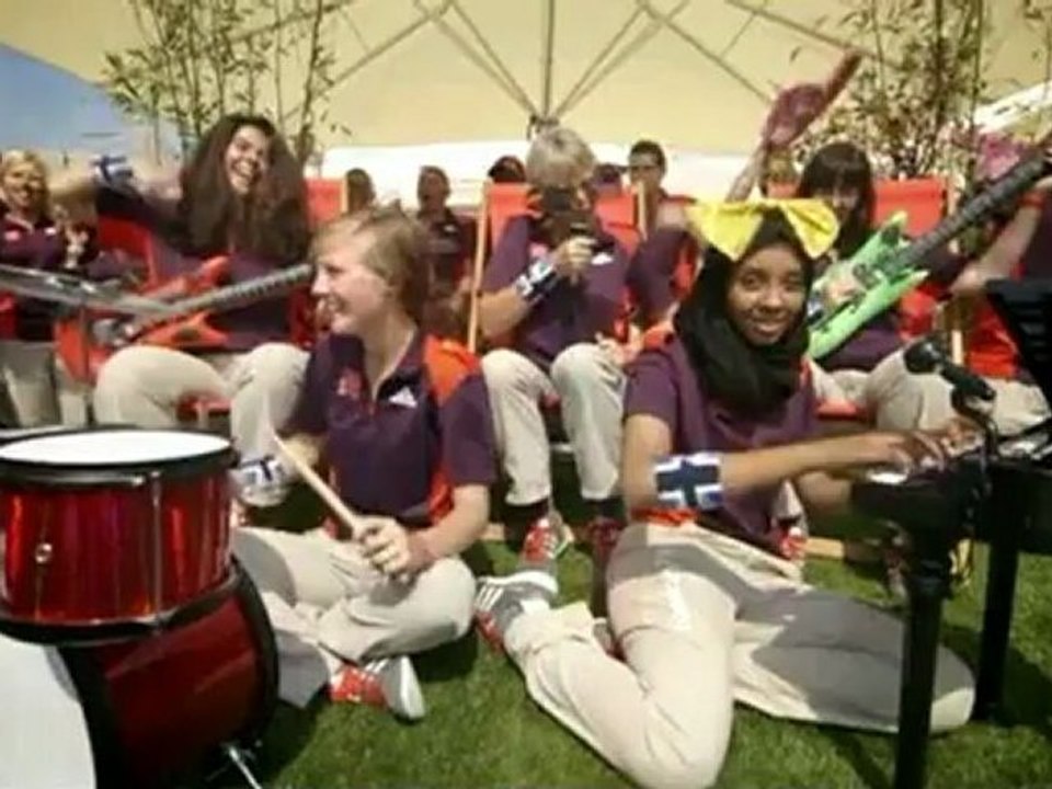 Team GB do 'Don't stop me now' cover