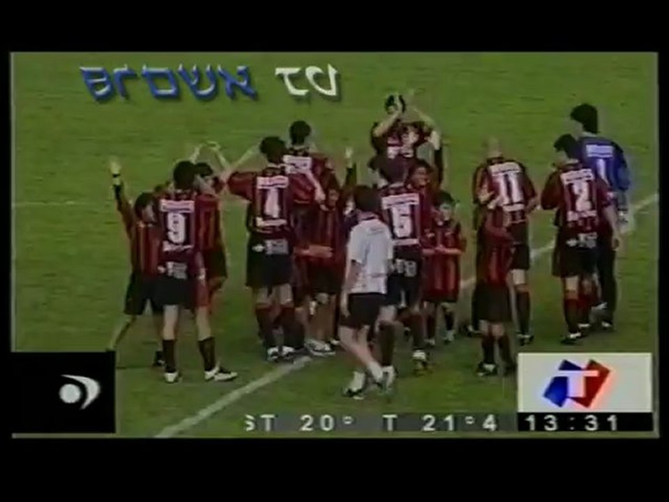 FECHA 07 - Douglas Haig 3 - G. Brown 1 - TAA 2003