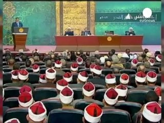 Mohamed Mursi jubila a los puntales de la cúpula...