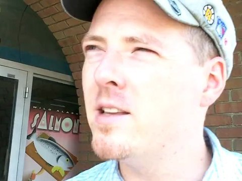 Fresh Sea Food - Salmon, shrimp and king Crab legs. Buy some fresh sea food to make at home at Andrea's in Roseville, Michigan. Local fish market.