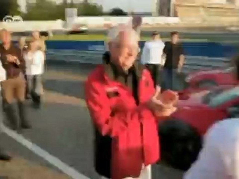 القدرات القصوى: رقم قيادة قياسي في جهنم الخضراء بسيارة أودي R8 e-tron | عالم السرعة