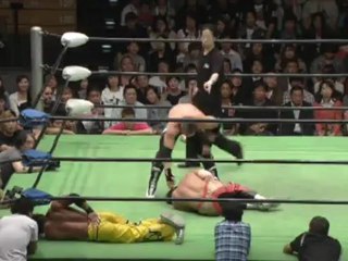 06. Suzuki & Aoki (c) vs Marufuji & Ishimori - (NOAH 06/13/12)