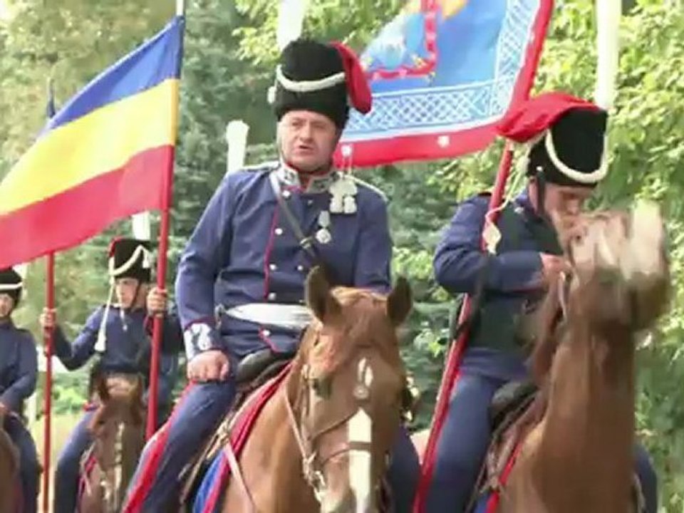 Russie: à cheval vers Paris pour fêter la victoire sur Napoléon