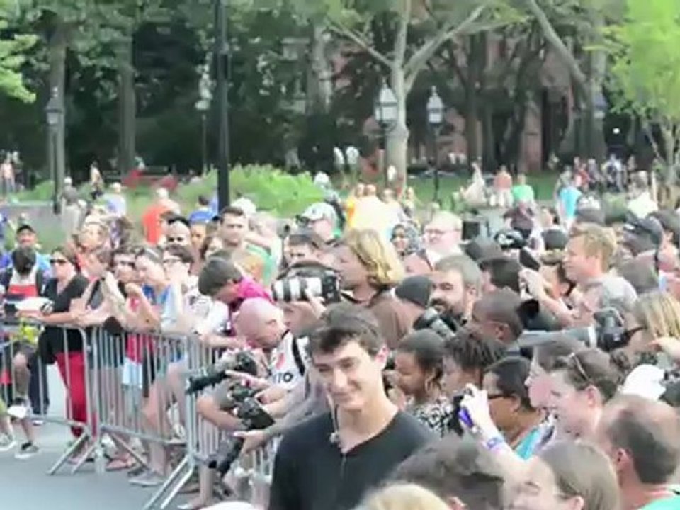 Dean Geyer and Lea Michele Filming Glee in New York