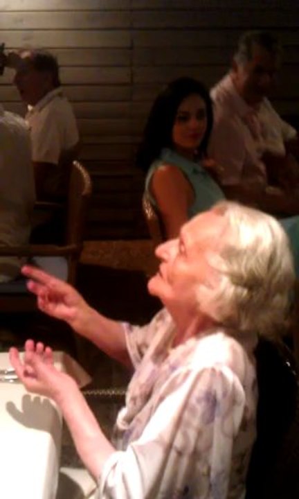 3 ma mere chante  soirée 12 aout 2012