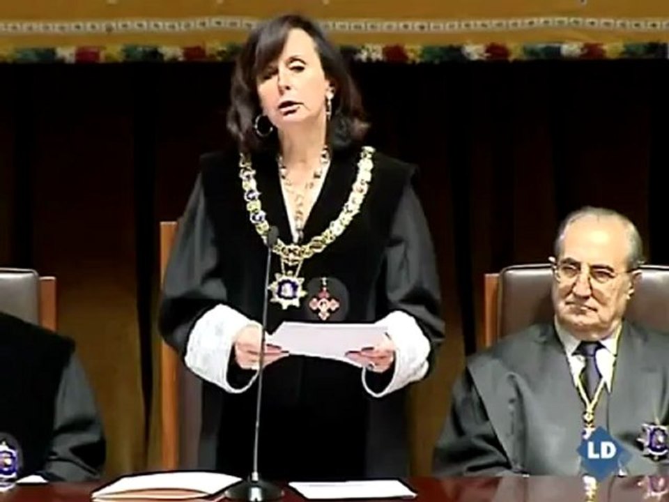 María Emilia Casas se emociona en su despedida del Tribunal Constitucional