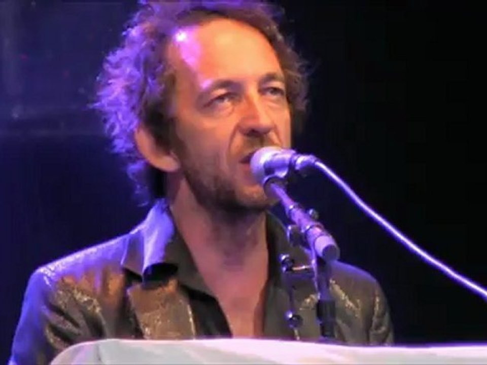 ARTHUR H  AU FESTIVAL  FNAC LIVE PARIS LE 21 JUILLET 2012