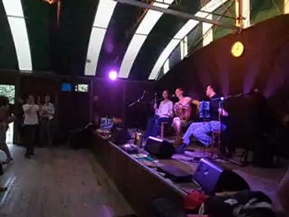 La Danse du Balai - 21 Boutons