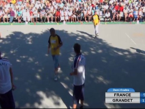 Pétanque. Demi-finales du Mondial de Millau triplette 2012