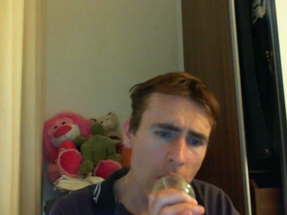 Wiwi égratigne "amoureuse" de Cali