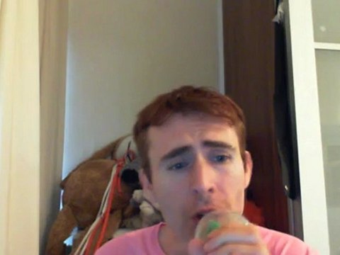 Wiwi égratigne j'aime lire d'Albin De La Simone