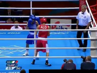 2012/07/31 Men's Light Fly 49kg [R32] Mohamed Flissi (ALG) vs Kaeo Pongprayoon (THA)