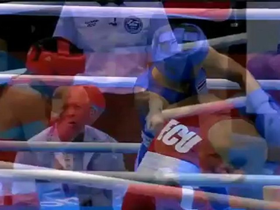 2012/08/04 Men's Light Fly 49kg [R16] Carlos Quipo Pilataxi (ECU) vs Kaeo Pongprayoon (THA)