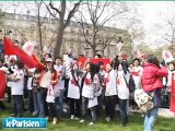Les Chinois pro JO manifestent à Paris