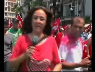 Ayağımda converse, anne ben oldum spikerS :D 12.08.2012 Sky Tv ilk canlı yayın heycaĞnı!