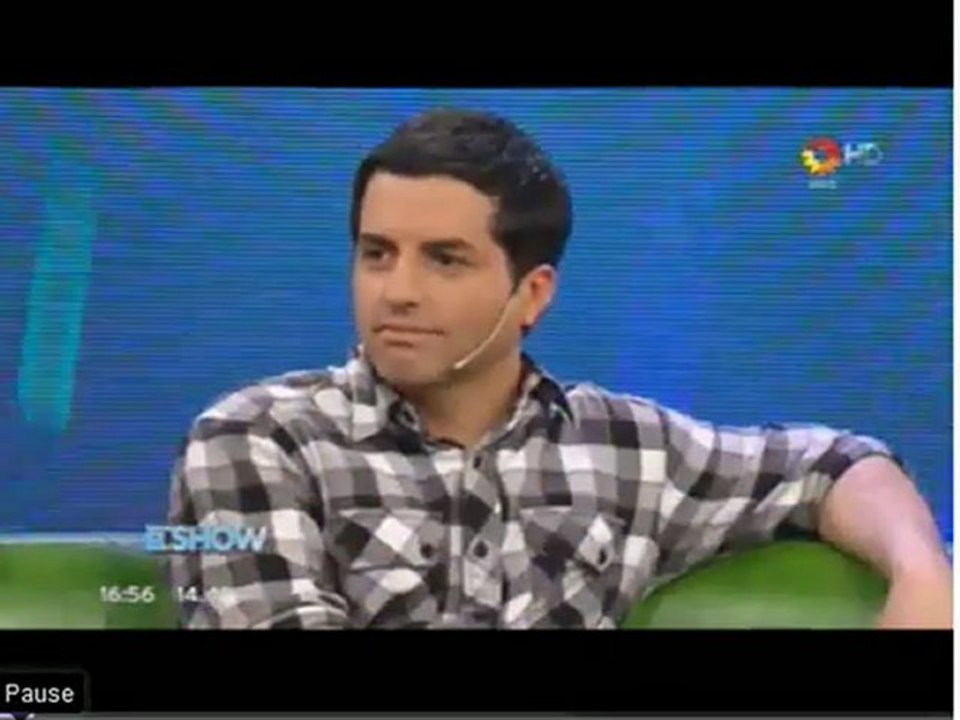 Angel sigue en EEES escuchando a Reinaldo