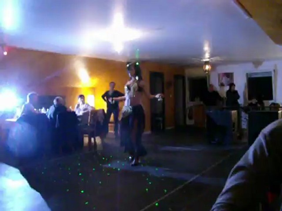 Belly dance leyla-  Les Ailes d Isis!!