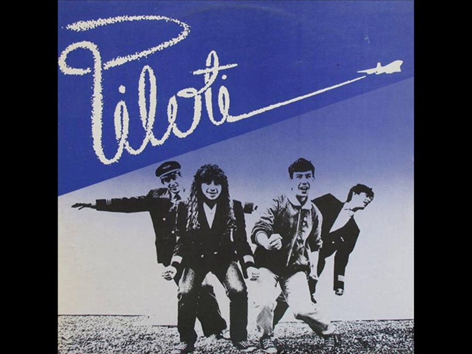 MLAD I ZALJUBLJEN - PILOTI (1981)