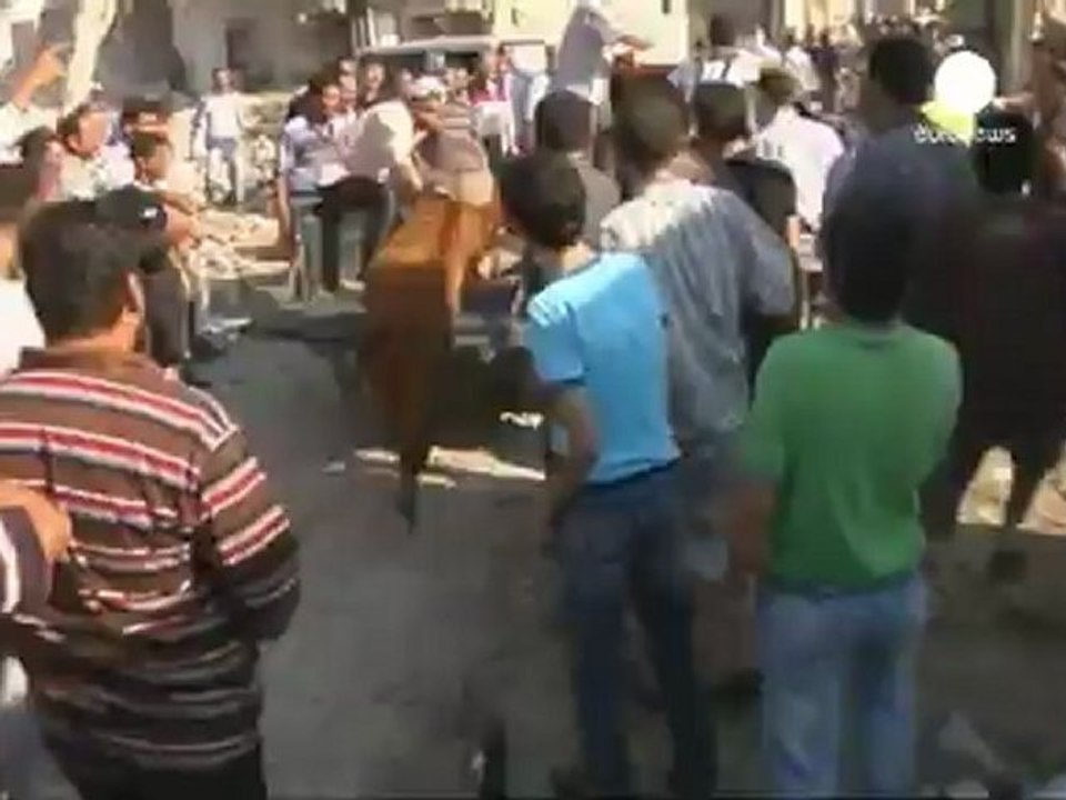 Syria government airstrike 'kills many' in Azaz