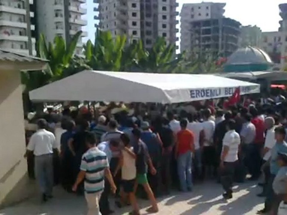 kAHRAMAN ŞEHİDİMİZ HASAN FURKAN ÖZMEN MEKANIN CENNET OLSUN..