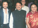 Riteish Deshmukh's Father Vilasrao Deshmukh Passed Away - Bollywood News