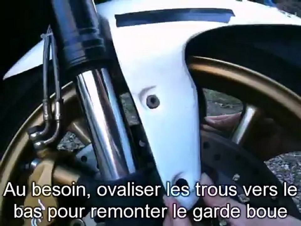 Montage garde boue avant tuttipoly triumph street triple ou daytona 675