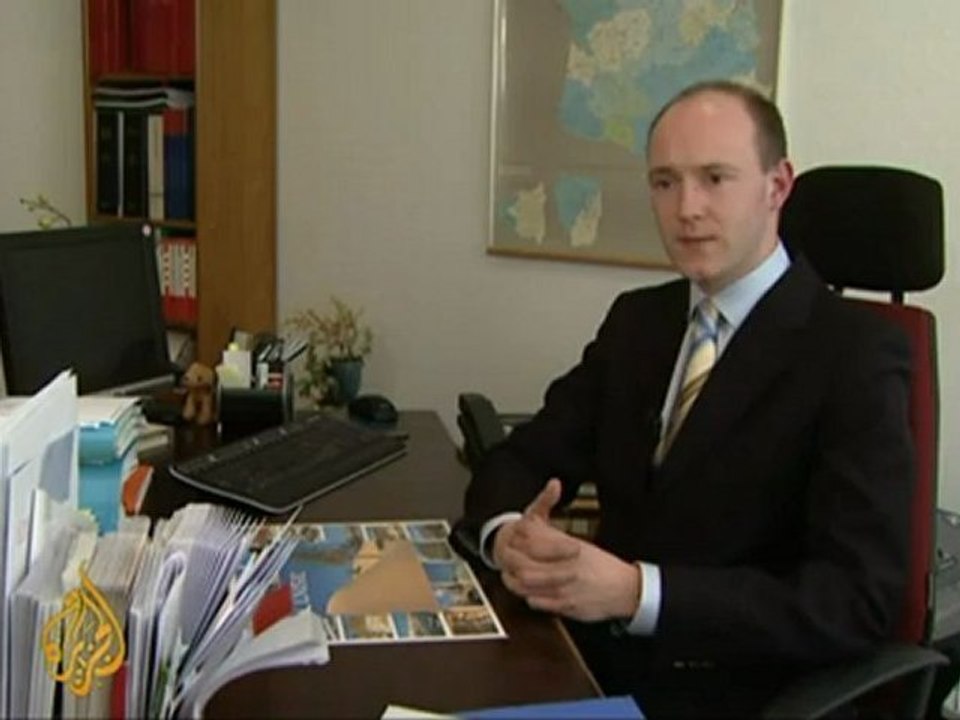 Family sues Bosnian war leaders