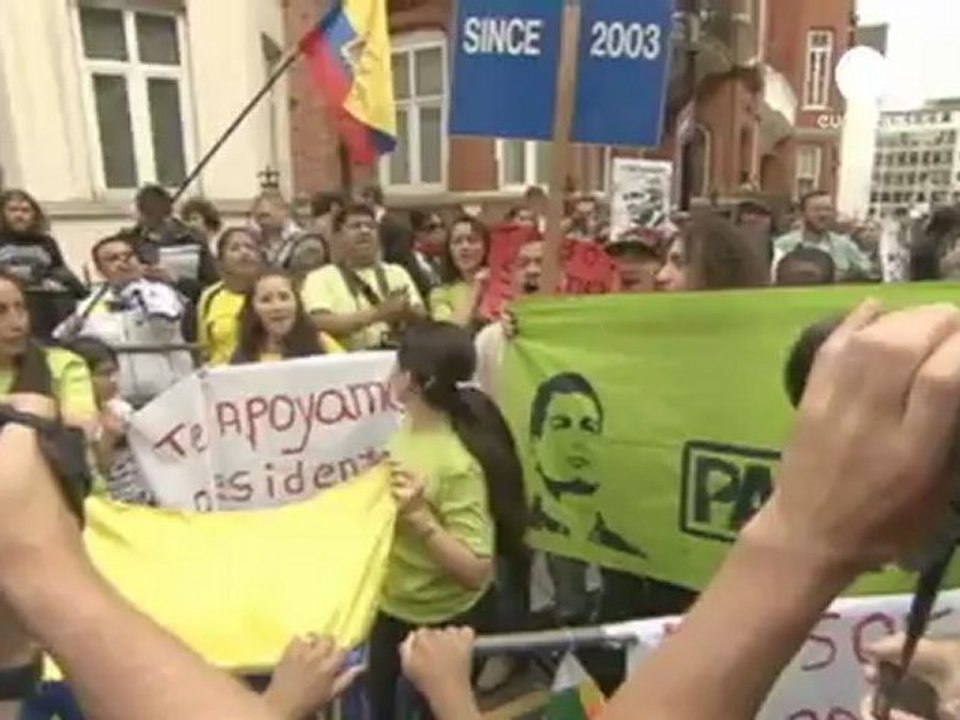 Caso Assange, manifestazioni di solidarietà all'ambasciata