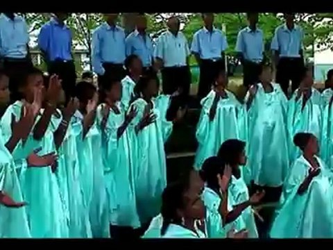 Mba hitodio A P F Notre Dame de Lourdes Toamasina