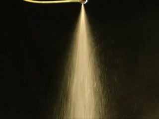 Mini-Sprayer Spraying Oil