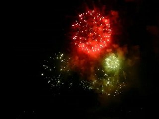 Feu d'artice avec musique: Toulon 15 août 2012 - 3sur4