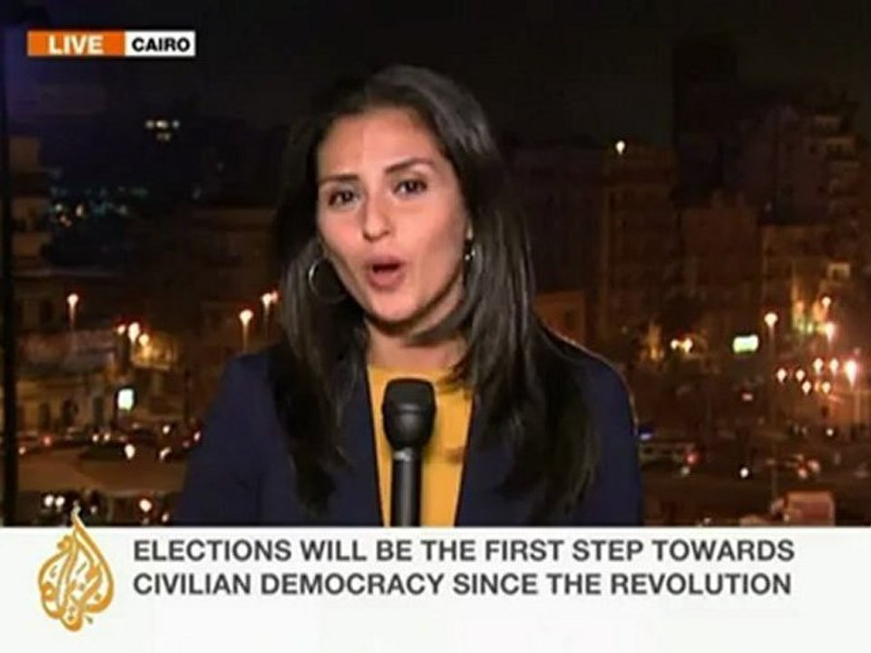 Clashes erupt in Tahrir Square ahead of elections