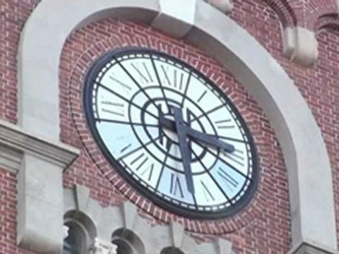 Antiga central elétrica é transformada em centro cultural em Buenos Aires