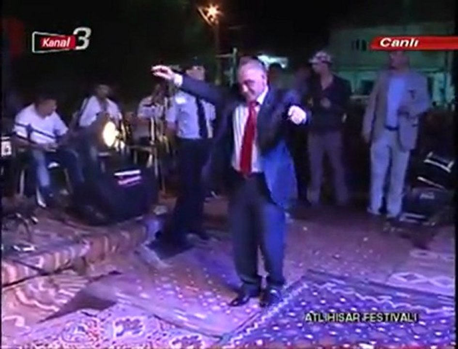 Ankaralı Ayşe Dincer - Hayatı Tesbih Yapmışım Sallıyomuşum 2012