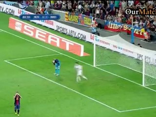 BARCELONA _ REAL MADRID 23_08_2012 VALDES AMAZING MISTAKE