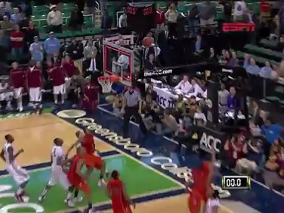 Το buzzer-beater του Κίτσεν που τελικά δεν μέτρησε
