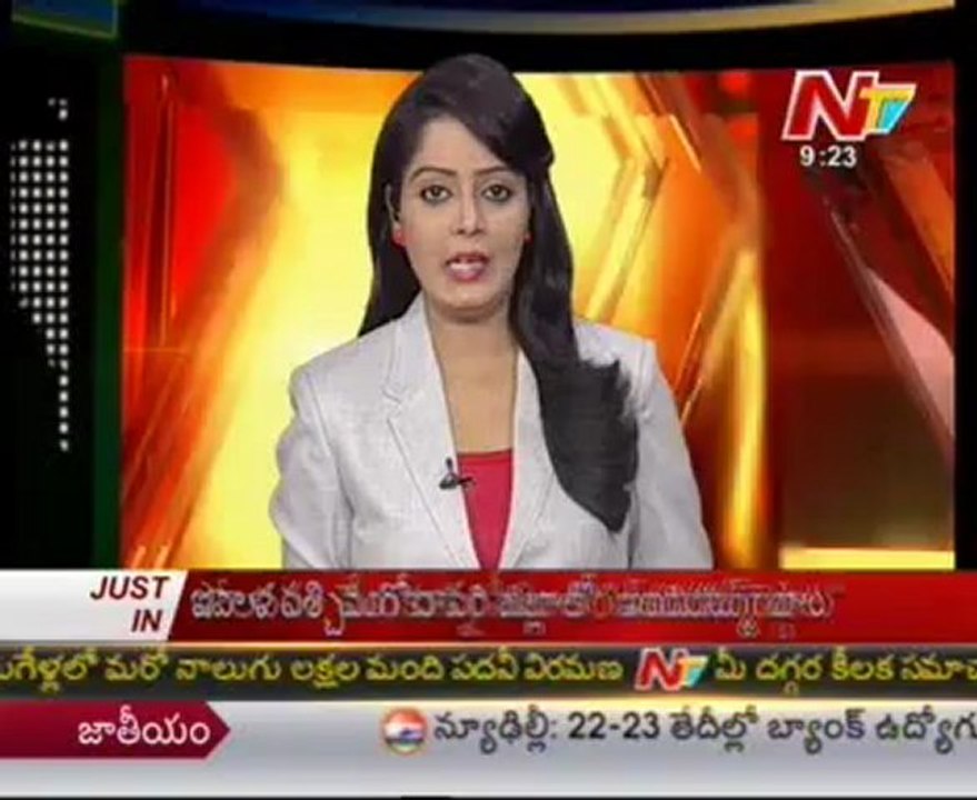 South African police shoot dead striking miners