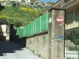 SICILIA TV (Favara) Raid vandalico all' ex ufficio sport spettacolo di Piazza Licata a Favara