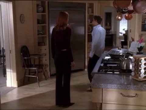 LO OPUESTO AL AMOR NO ES EL ODIO ES LA INDIFERENCIA Y SI ME ODIAS, ES QUE TE IMPORTO Y QUE SEGUIMOS CONECTADOS.