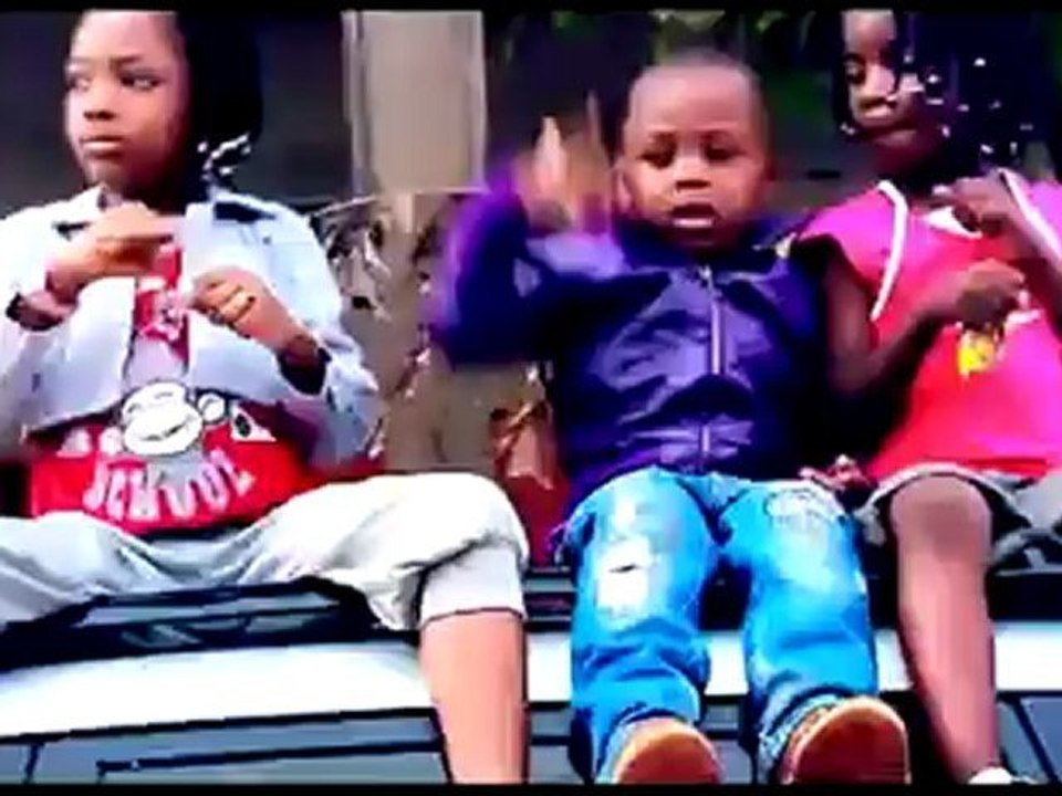 Maahlox_Le_Vibeur_traumatiser_feat_Koppo_-_News_song