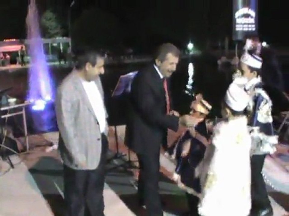 Uzunlu Belediyesi Sünnet Şöleni 2012 amatör çekim