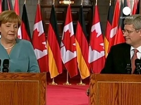 Merkel apoya a Draghi para que el BCE compre de nuevo...