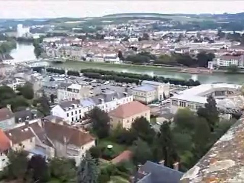 (02) Château Thierry Circuit Au pays des bulles juillet Août 2012 suite région Champagne Ardennes