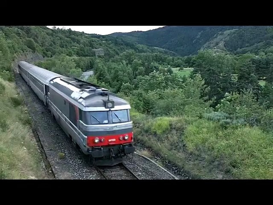 REPORTAGE SUPPRESSION TRAIN CEVENOL CLERMONT FERRAND/MARSEILLE 3 SEPTEMBRE 2012 (DEPUIS, GUILLAUME PEPY A ANNONCé LE MAINTIEN INTEGRAL AU 4 AVRIL 2013)
