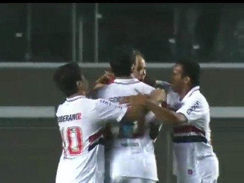 São Paulo bate Ponte Preta e volta a vencer no Brasileirão 2012