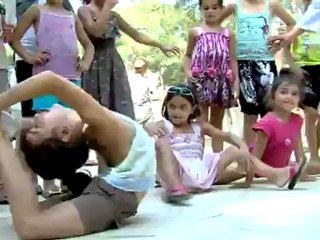 Tuba Büyüküstün Bakude usaq Evi Ziyaretinde