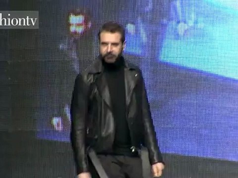 Designer at Work: Ennio Capasa Fall 2012 - Milan | FashionTV