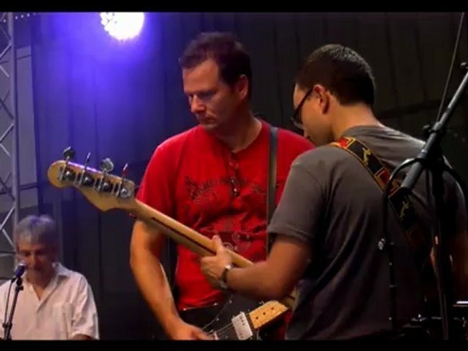 Les Chics Types - Jumpin' Jack Flash (HD)