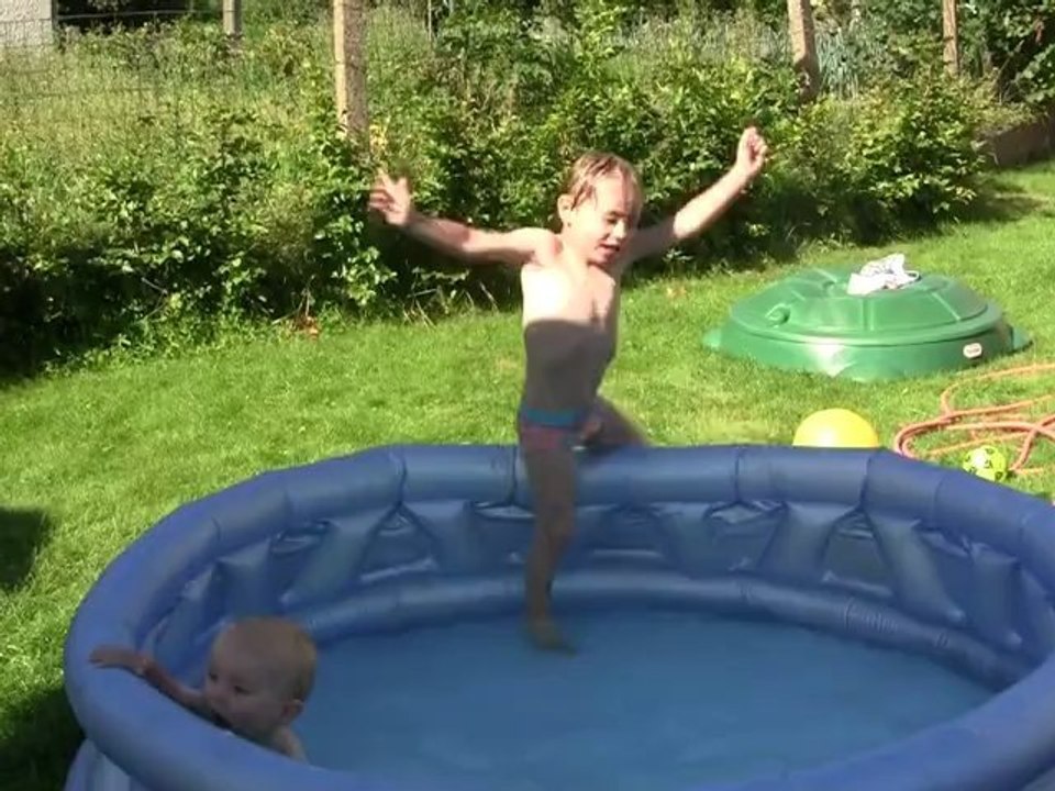 20120818 L eau mouille - Noé Toine Lison