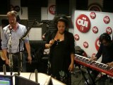 Arsenal - The Strokes Cover - Session Acoustique OÜI FM